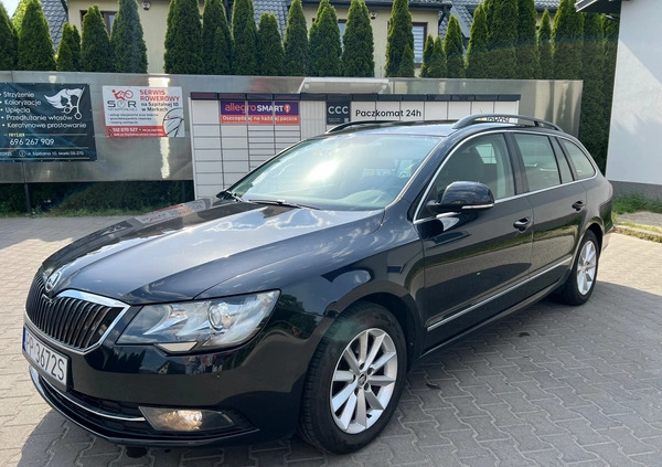 Skoda Superb cena 39000 przebieg: 356951, rok produkcji 2013 z Ząbki małe 232
